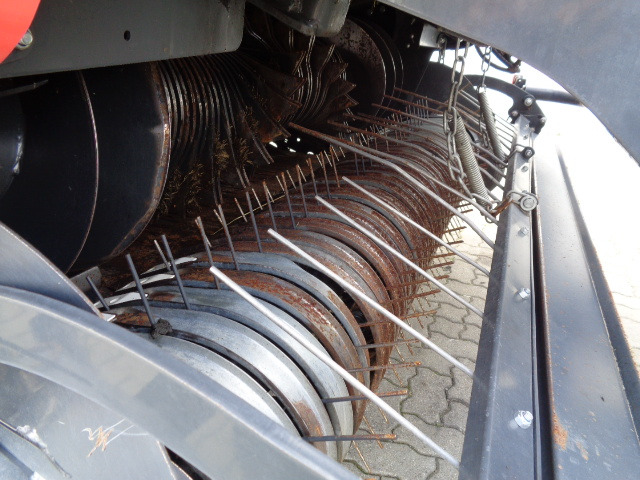 Kuhn VBP 3195 OC23 Press-Wickelkomb - Macchina da fienagione: foto 4 Kuhn VBP 3195 OC23 Press-Wickelkomb - Macchina da fienagione: foto 4