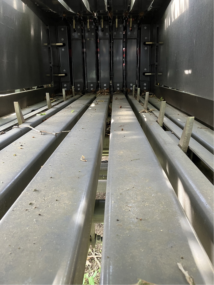 Massey Ferguson 2270 XDTC - Pressa quadra: foto 3 Massey Ferguson 2270 XDTC - Pressa quadra: foto 3