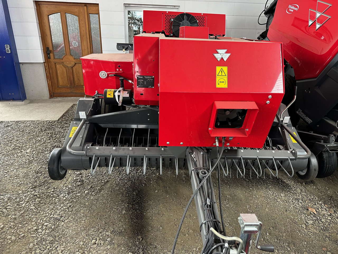 Massey Ferguson Hochdruckpresse 1840 - Fasciatore: foto 4 Massey Ferguson Hochdruckpresse 1840 - Fasciatore: foto 4