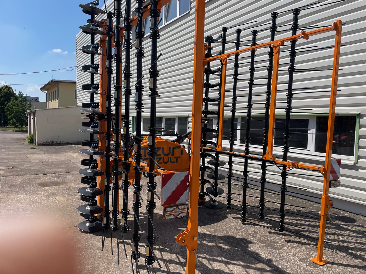 Mezuri Rzult 7,5m professional - Erpice: foto 2 Mezuri Rzult 7,5m professional - Erpice: foto 2