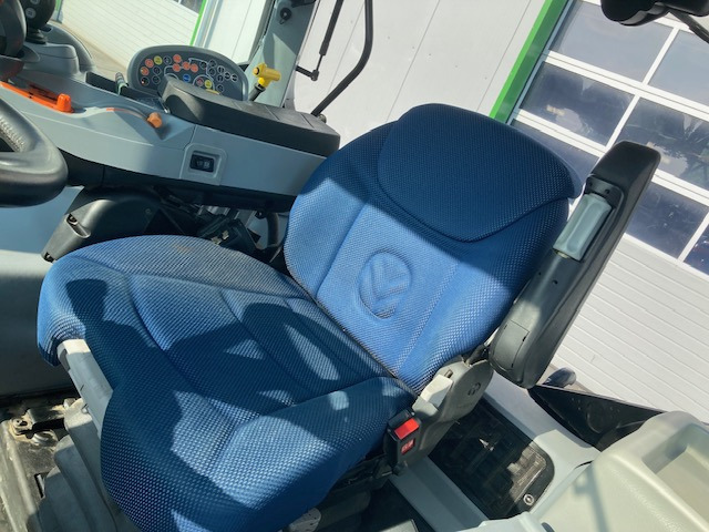 Leasing di New Holland T6.155 AutoCommand New Holland T6.155 AutoCommand: foto 7 Leasing di New Holland T6.155 AutoCommand New Holland T6.155 AutoCommand: foto 7