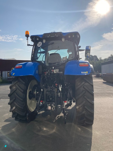 Leasing di New Holland T6.155 AutoCommand New Holland T6.155 AutoCommand: foto 12 Leasing di New Holland T6.155 AutoCommand New Holland T6.155 AutoCommand: foto 12