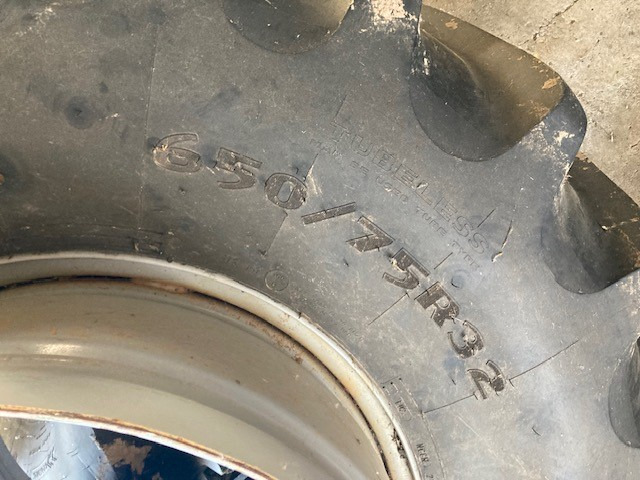 Petlas Doppelräder 650/75R32 f. Fendt - Pneumatico: foto 3 Petlas Doppelräder 650/75R32 f. Fendt - Pneumatico: foto 3