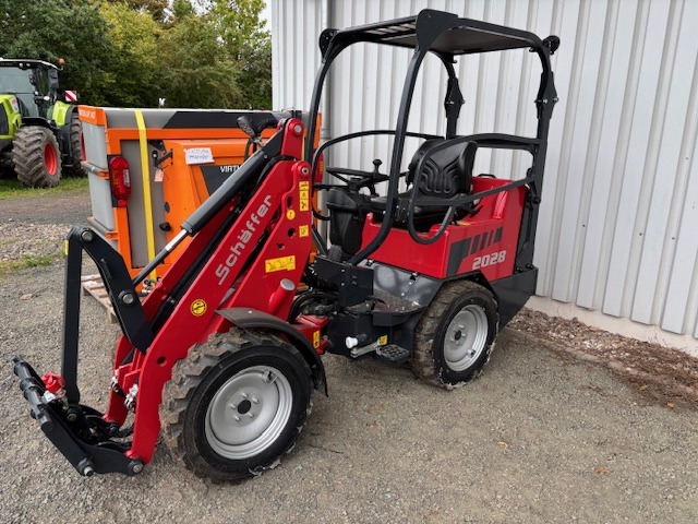 Schäffer Hoflader 2028-2 - Pala gommata: foto 1 Schäffer Hoflader 2028-2 - Pala gommata: foto 1