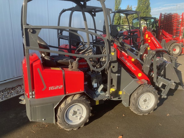 Schäffer Hoflader Typ 1622 - Pala gommata: foto 1 Schäffer Hoflader Typ 1622 - Pala gommata: foto 1