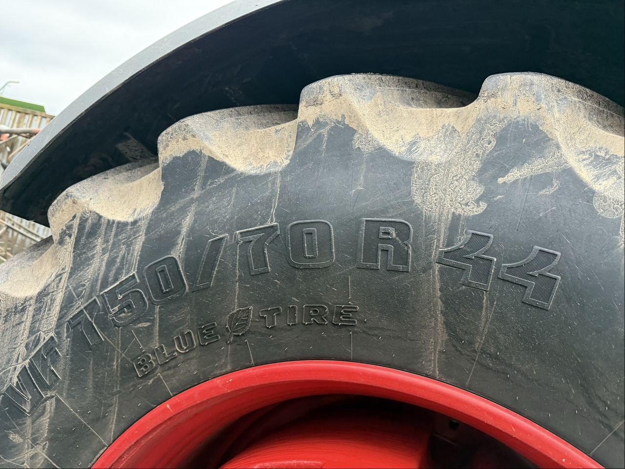Trelleborg VF650/60 R38 VF750/70 R44 TM1060 - Cerchi e pneumatici: foto 2 Trelleborg VF650/60 R38 VF750/70 R44 TM1060 - Cerchi e pneumatici: foto 2