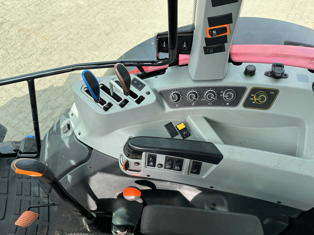 Valtra A105 MH - Trattore: foto 3 Valtra A105 MH - Trattore: foto 3