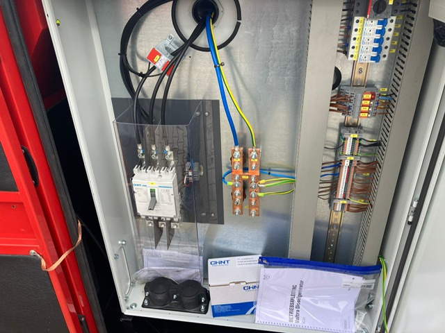 Valtra Diesel-Generator VG60 - Macchina per l'allevamento: foto 3 Valtra Diesel-Generator VG60 - Macchina per l'allevamento: foto 3