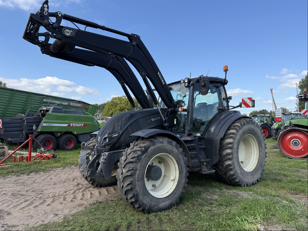 Valtra T 254 Versu - Trattore: foto 1 Valtra T 254 Versu - Trattore: foto 1