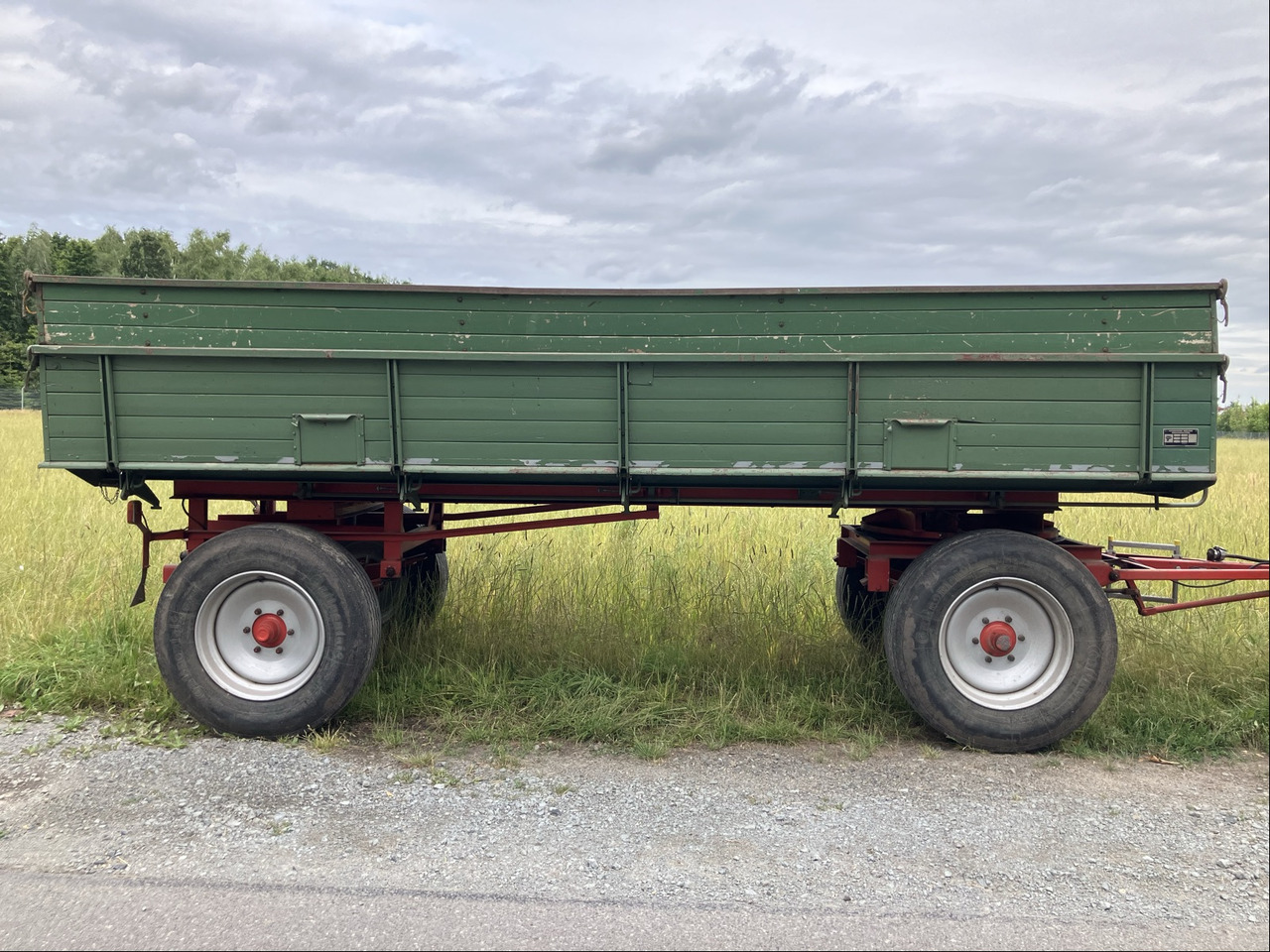 Welger FK 130 Anhänger 2-Seiten - Autocarro ribaltabile: foto 3 Welger FK 130 Anhänger 2-Seiten - Autocarro ribaltabile: foto 3