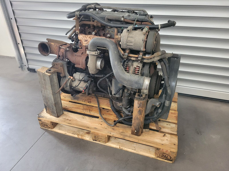 Iveco EUROCARGO F4AE0481 TECTOR 4 EURO 3 - Motore per Camion: foto 4 Iveco EUROCARGO F4AE0481 TECTOR 4 EURO 3 - Motore per Camion: foto 4