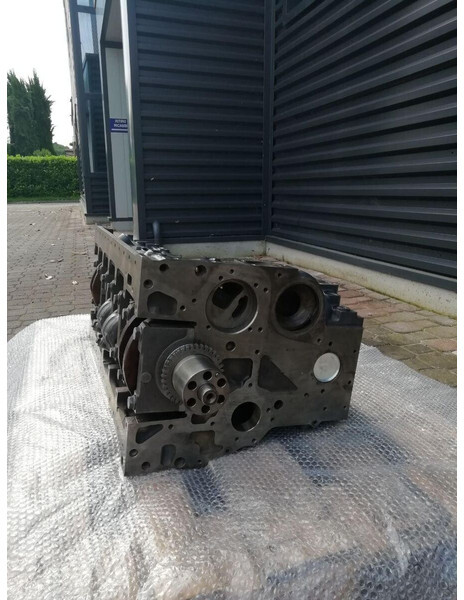 Iveco EUROCARGO F4AE3681E SHORTBLOCK - Blocco cilindri per Camion: foto 2 Iveco EUROCARGO F4AE3681E SHORTBLOCK - Blocco cilindri per Camion: foto 2