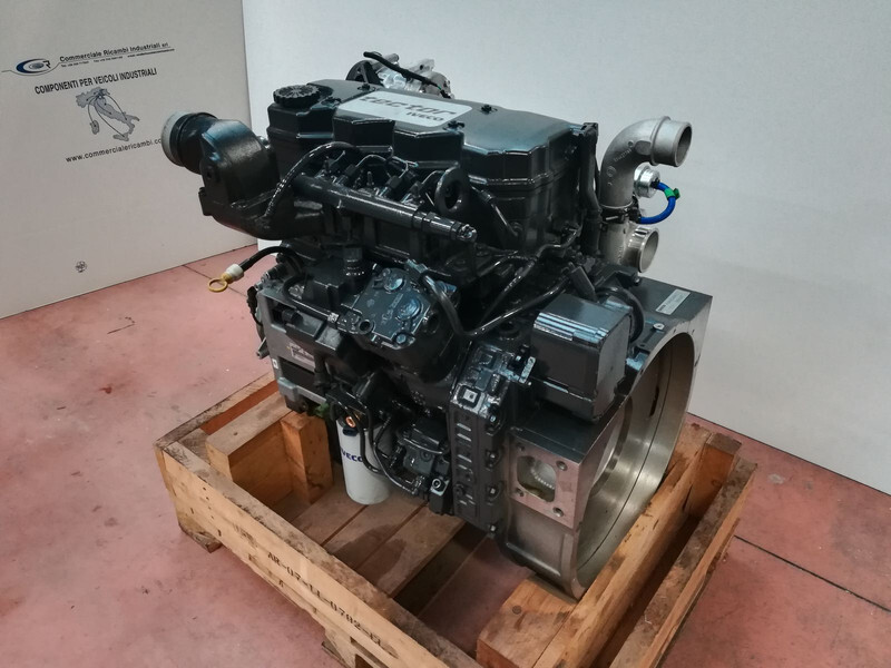 Iveco EUROCARGO TECTOR 4 F4AE0481 EURO 3 - Motore per Camion: foto 2 Iveco EUROCARGO TECTOR 4 F4AE0481 EURO 3 - Motore per Camion: foto 2