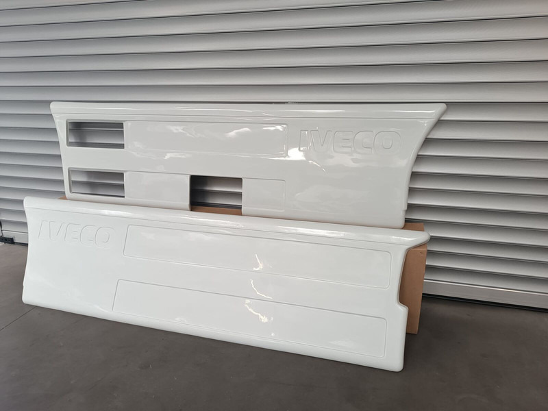 Iveco Fairings - Sideskirts - Paraurto per Camion: foto 4 Iveco Fairings - Sideskirts - Paraurto per Camion: foto 4