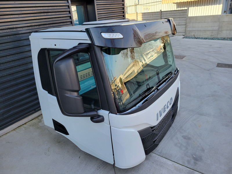 Iveco STRALIS TRAKKER S - Way / X - Way / T - Way EURO 6 - Cabina e interni per Camion: foto 5 Iveco STRALIS TRAKKER S - Way / X - Way / T - Way EURO 6 - Cabina e interni per Camion: foto 5