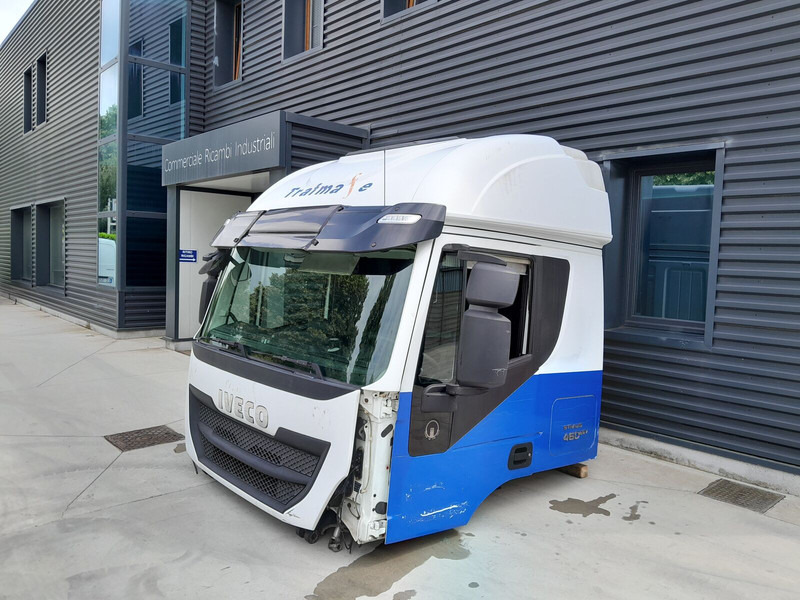 Iveco Stralis AT HI-ROAD - Cabina e interni per Camion: foto 3 Iveco Stralis AT HI-ROAD - Cabina e interni per Camion: foto 3