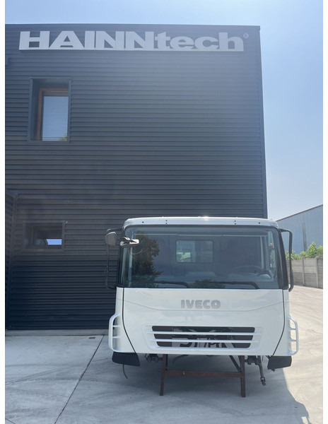Iveco Stralis - Trakker - Cabina e interni per Camion: foto 2 Iveco Stralis - Trakker - Cabina e interni per Camion: foto 2