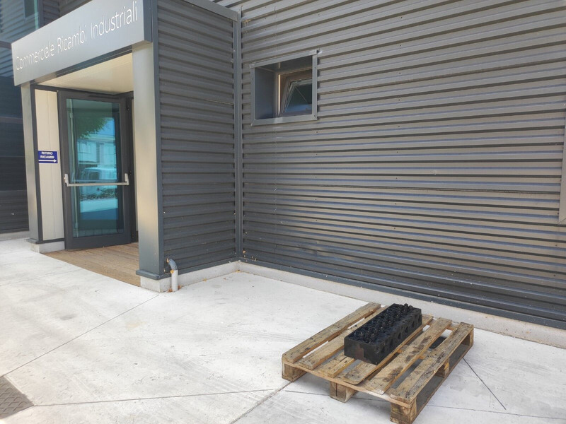 MAN TGL TGM D0836 2008 -> - Blocco cilindri per Camion: foto 1 MAN TGL TGM D0836 2008 -> - Blocco cilindri per Camion: foto 1