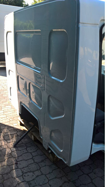 Renault PREMIUM DISTRIBUTION - KERAX - Cabina e interni per Camion: foto 3 Renault PREMIUM DISTRIBUTION - KERAX - Cabina e interni per Camion: foto 3