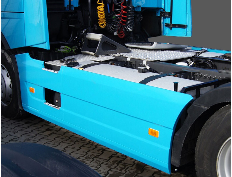 Volvo FH 4 EURO 6 - Aero kit/ Spoiler per Camion: foto 1 Volvo FH 4 EURO 6 - Aero kit/ Spoiler per Camion: foto 1