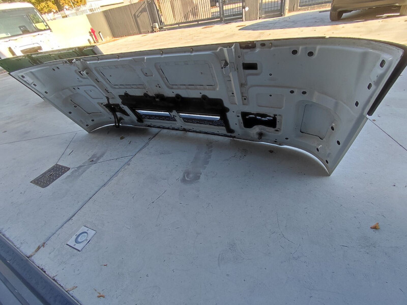 Volvo FH13 FH16 - Paraurto per Camion: foto 5 Volvo FH13 FH16 - Paraurto per Camion: foto 5