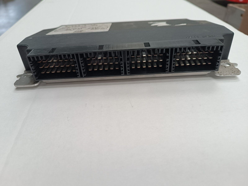 Volvo Luci / Lights - LCM - ECU per Camion: foto 5 Volvo Luci / Lights - LCM - ECU per Camion: foto 5