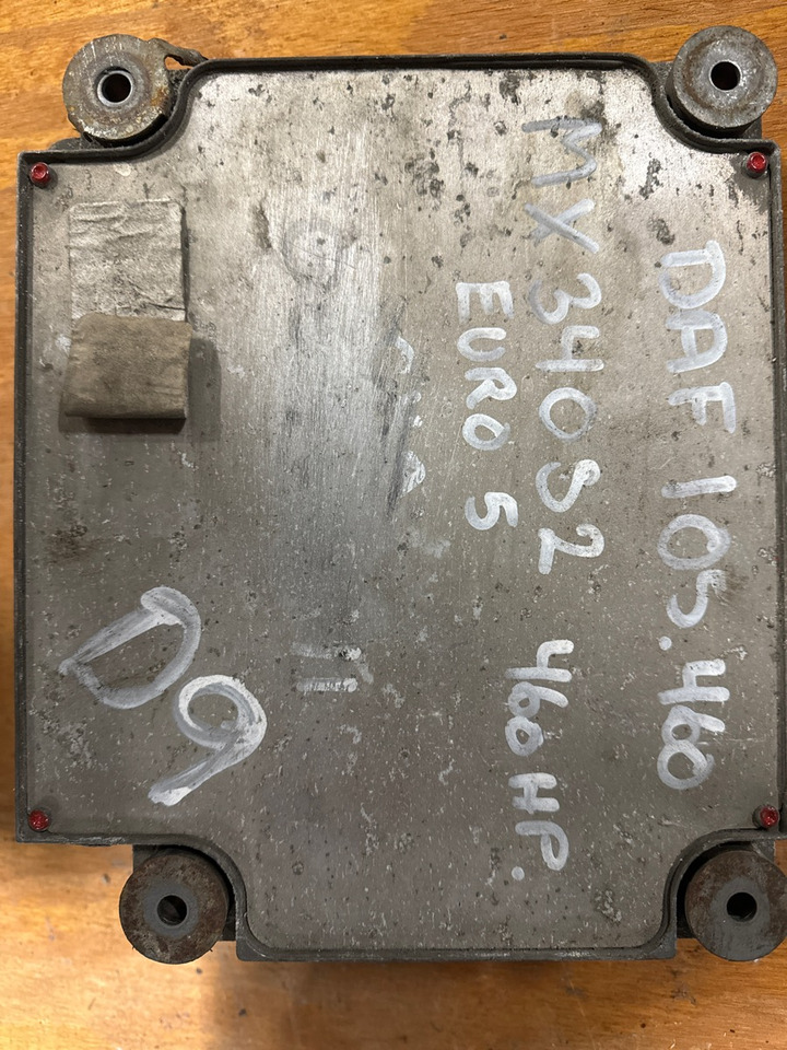 DAF ENGINE ECU 1679021 - Sistema elettrico per Camion: foto 3 DAF ENGINE ECU 1679021 - Sistema elettrico per Camion: foto 3
