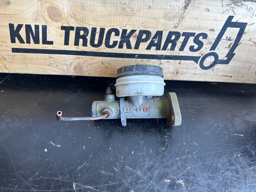FORD CARGO BRAKE VALVE - Valvola freno per Camion: foto 1 FORD CARGO BRAKE VALVE - Valvola freno per Camion: foto 1