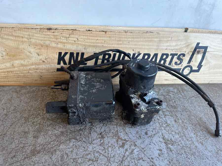 MAN CAB TILT PUMP 85.41723-6019 + 85.41723-6022 - Cabina e interni per Camion: foto 1 MAN CAB TILT PUMP 85.41723-6019 + 85.41723-6022 - Cabina e interni per Camion: foto 1