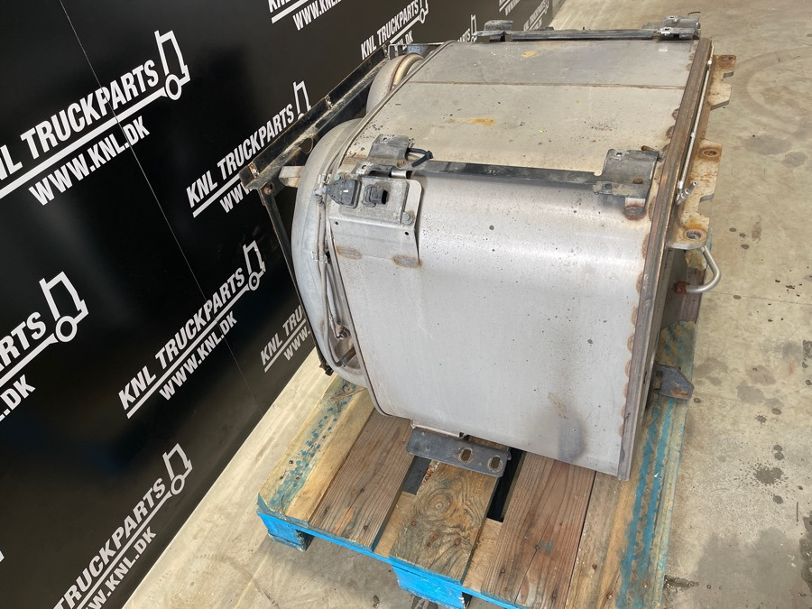 MAN EXHAUST SILENCER 81.15103-6182 - Impianto di scarico per Camion: foto 3 MAN EXHAUST SILENCER 81.15103-6182 - Impianto di scarico per Camion: foto 3