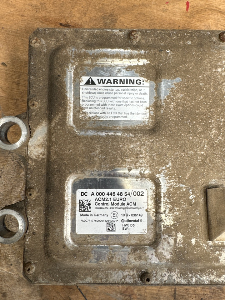 MERCEDES ECU ACM A0004464854 - Sistema elettrico per Camion: foto 2 MERCEDES ECU ACM A0004464854 - Sistema elettrico per Camion: foto 2