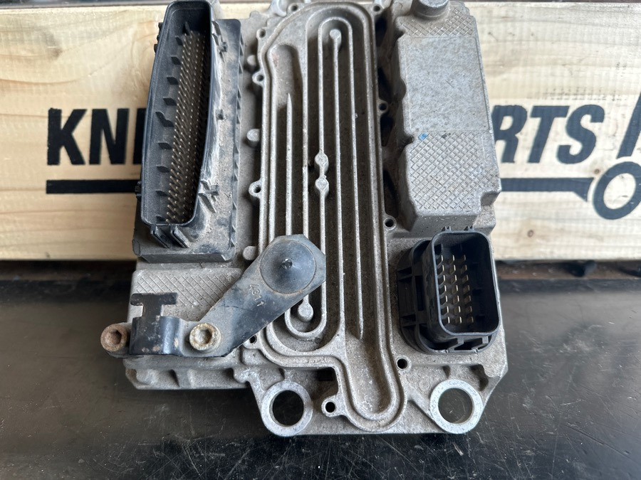 MERCEDES ECU ACM2 A0004463154 - Sistema elettrico per Camion: foto 1 MERCEDES ECU ACM2 A0004463154 - Sistema elettrico per Camion: foto 1