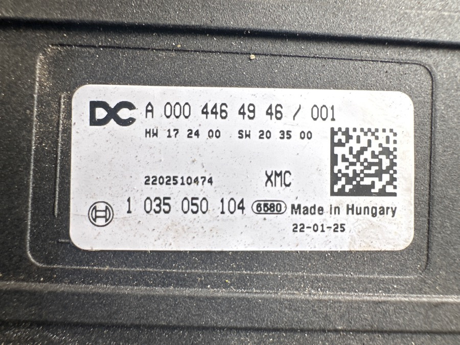 MERCEDES ECU XMC A0004464946 - Sistema elettrico per Camion: foto 3 MERCEDES ECU XMC A0004464946 - Sistema elettrico per Camion: foto 3