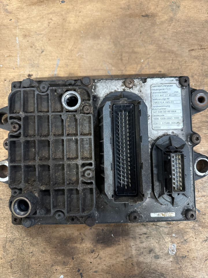 MERCEDES ENGINE ECU A0034462940 - Sistema elettrico per Camion: foto 1 MERCEDES ENGINE ECU A0034462940 - Sistema elettrico per Camion: foto 1