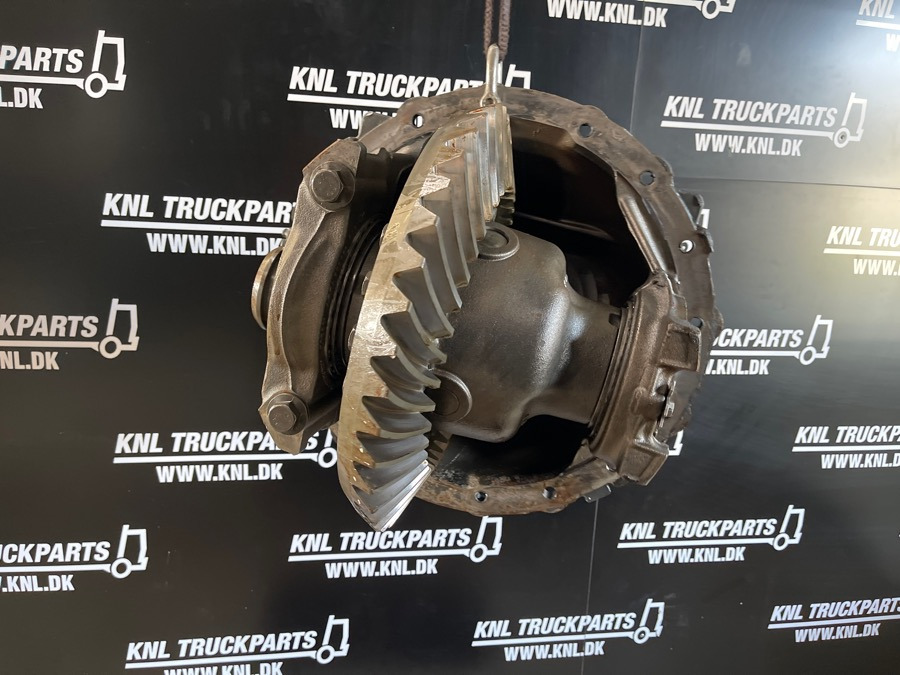 MERCEDES R440-13A/C22,5 - 2.733 - Differenziale per Camion: foto 2 MERCEDES R440-13A/C22,5 - 2.733 - Differenziale per Camion: foto 2