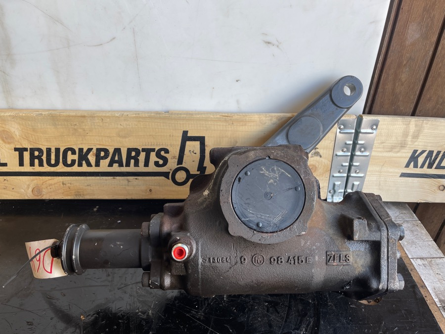 RENAULT STEERING GEAR 7421386315 - Sterzo per Camion: foto 2 RENAULT STEERING GEAR 7421386315 - Sterzo per Camion: foto 2