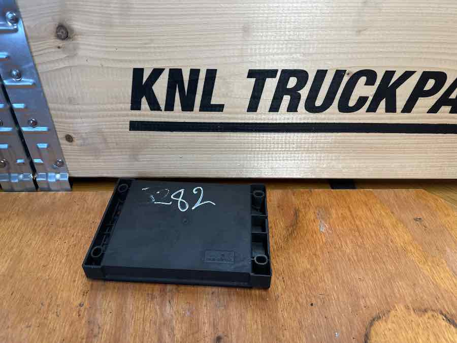 SCANIA ECOMAT MOBILE CR0403 10R-047060 - Sistema elettrico per Camion: foto 2 SCANIA ECOMAT MOBILE CR0403 10R-047060 - Sistema elettrico per Camion: foto 2