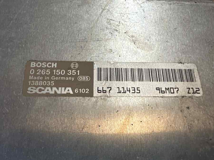 SCANIA ECU ABS 1388035 - Sistema elettrico per Camion: foto 3 SCANIA ECU ABS 1388035 - Sistema elettrico per Camion: foto 3
