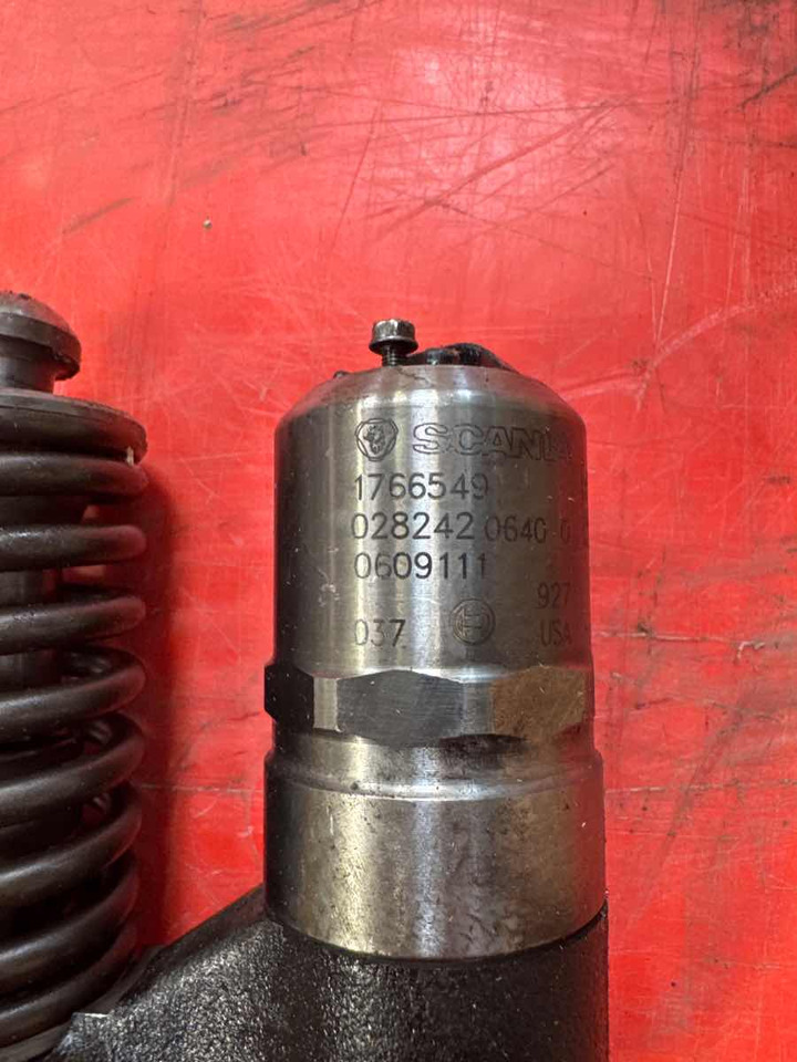 SCANIA INJECTOR 1766549 - Sistema di alimentazione per Camion: foto 2 SCANIA INJECTOR 1766549 - Sistema di alimentazione per Camion: foto 2