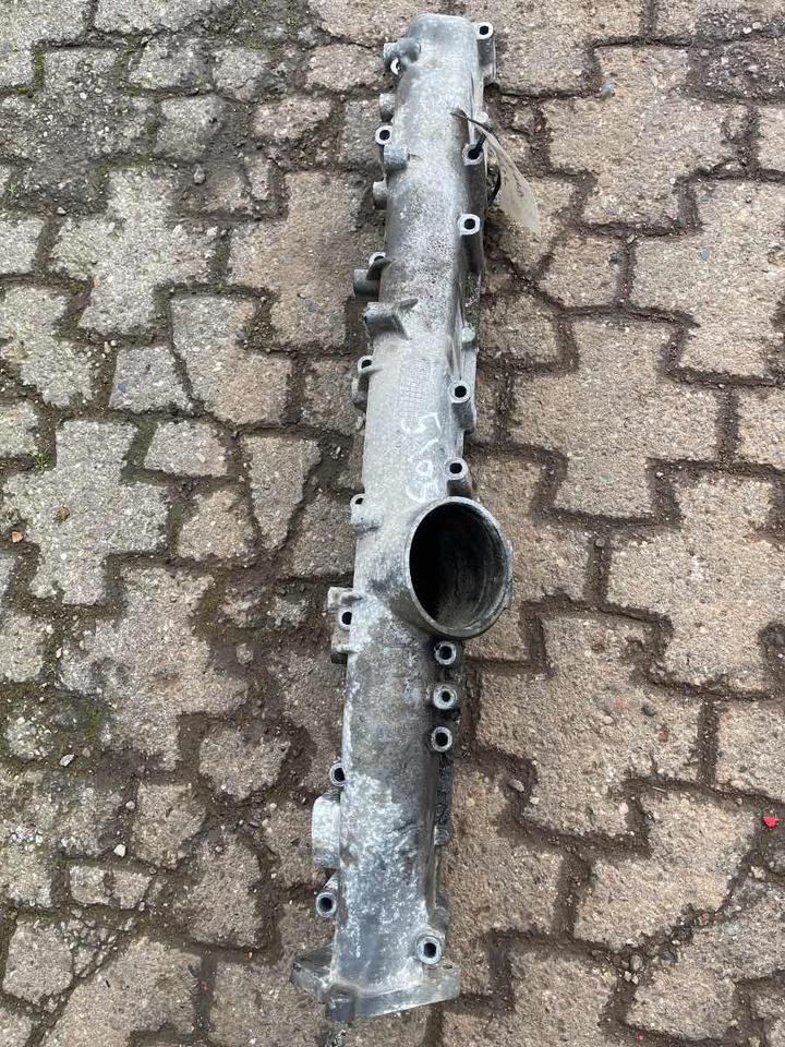 SCANIA INTAKE MANIFOLD 2101954 - Sistema di aspirazione aria per Camion: foto 1 SCANIA INTAKE MANIFOLD 2101954 - Sistema di aspirazione aria per Camion: foto 1