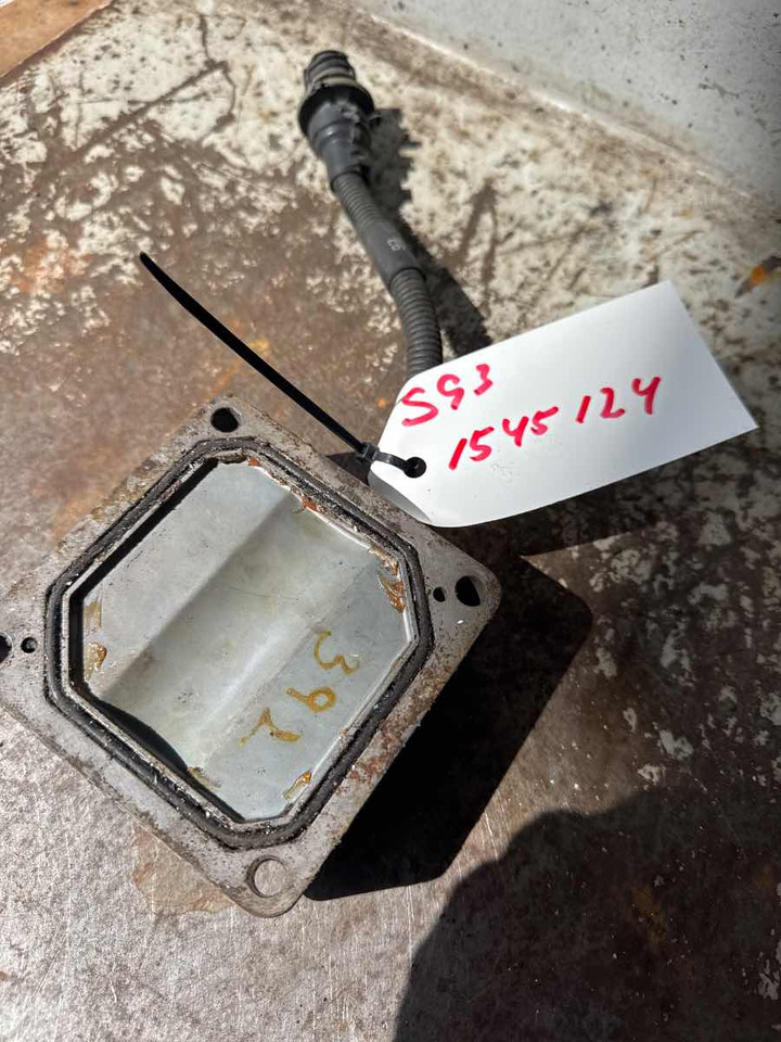 SCANIA POSITION SENSOR 1545124 - Sistema elettrico per Camion: foto 3 SCANIA POSITION SENSOR 1545124 - Sistema elettrico per Camion: foto 3