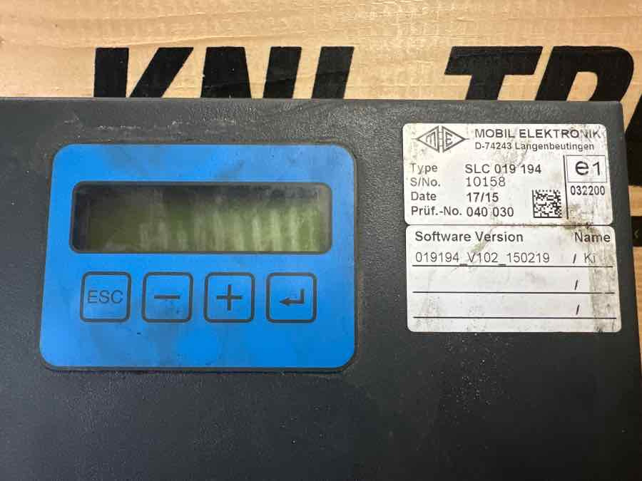 SCANIA SLC 019 194 - Sistema elettrico per Camion: foto 2 SCANIA SLC 019 194 - Sistema elettrico per Camion: foto 2