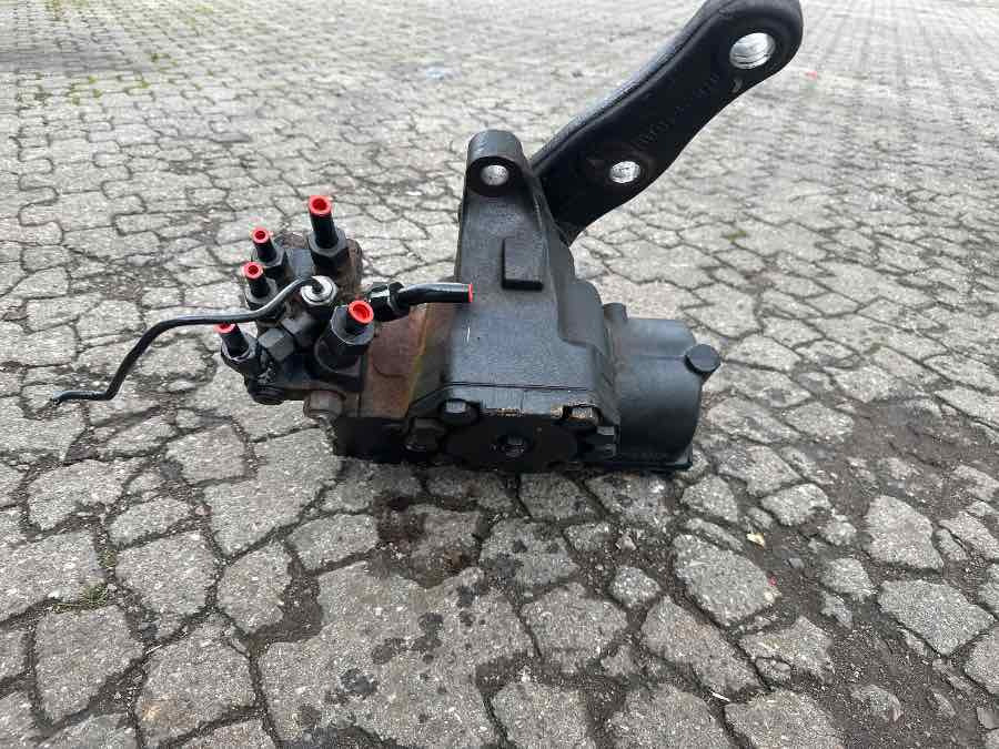 SCANIA STEERING GEAR TAS-87 // 2260739 - Sterzo per Camion: foto 1 SCANIA STEERING GEAR TAS-87 // 2260739 - Sterzo per Camion: foto 1