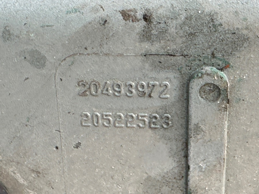 VOLVO OIL SUMP 20720870 - Motore e ricambi per Camion: foto 3 VOLVO OIL SUMP 20720870 - Motore e ricambi per Camion: foto 3