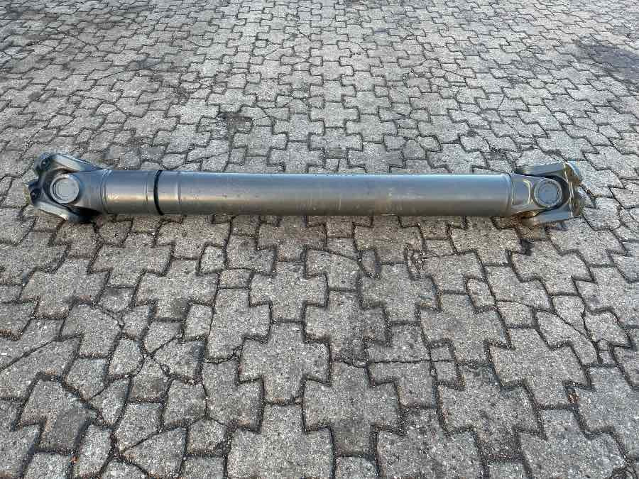 VOLVO PROPSHAFT 25817742 - Albero di trasmissione per Camion: foto 1 VOLVO PROPSHAFT 25817742 - Albero di trasmissione per Camion: foto 1