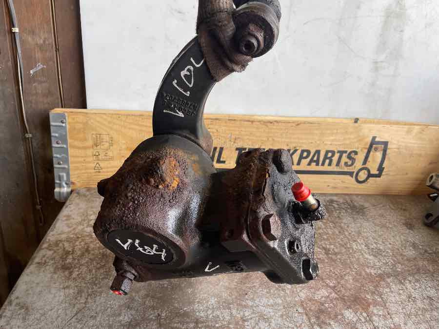 VOLVO STEERING GEAR 20901108 - Sterzo per Camion: foto 1 VOLVO STEERING GEAR 20901108 - Sterzo per Camion: foto 1