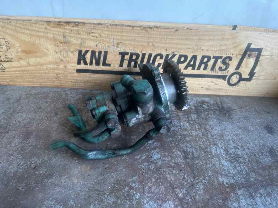 VOLVO STEERING PUMP 21110365 - Sterzo per Camion: foto 2 VOLVO STEERING PUMP 21110365 - Sterzo per Camion: foto 2