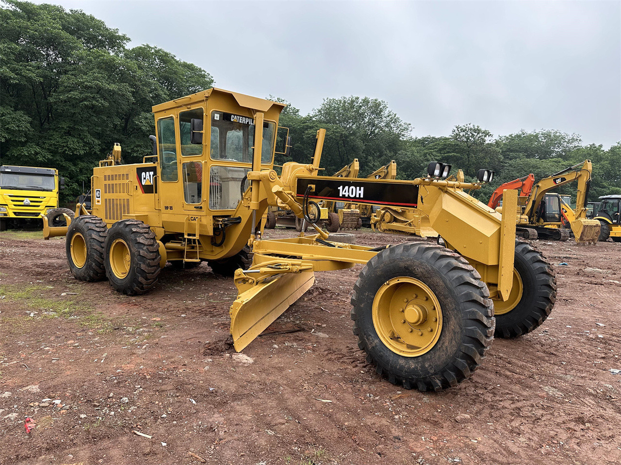 CATERPILLAR 140H - Grader: foto 2 CATERPILLAR 140H - Grader: foto 2