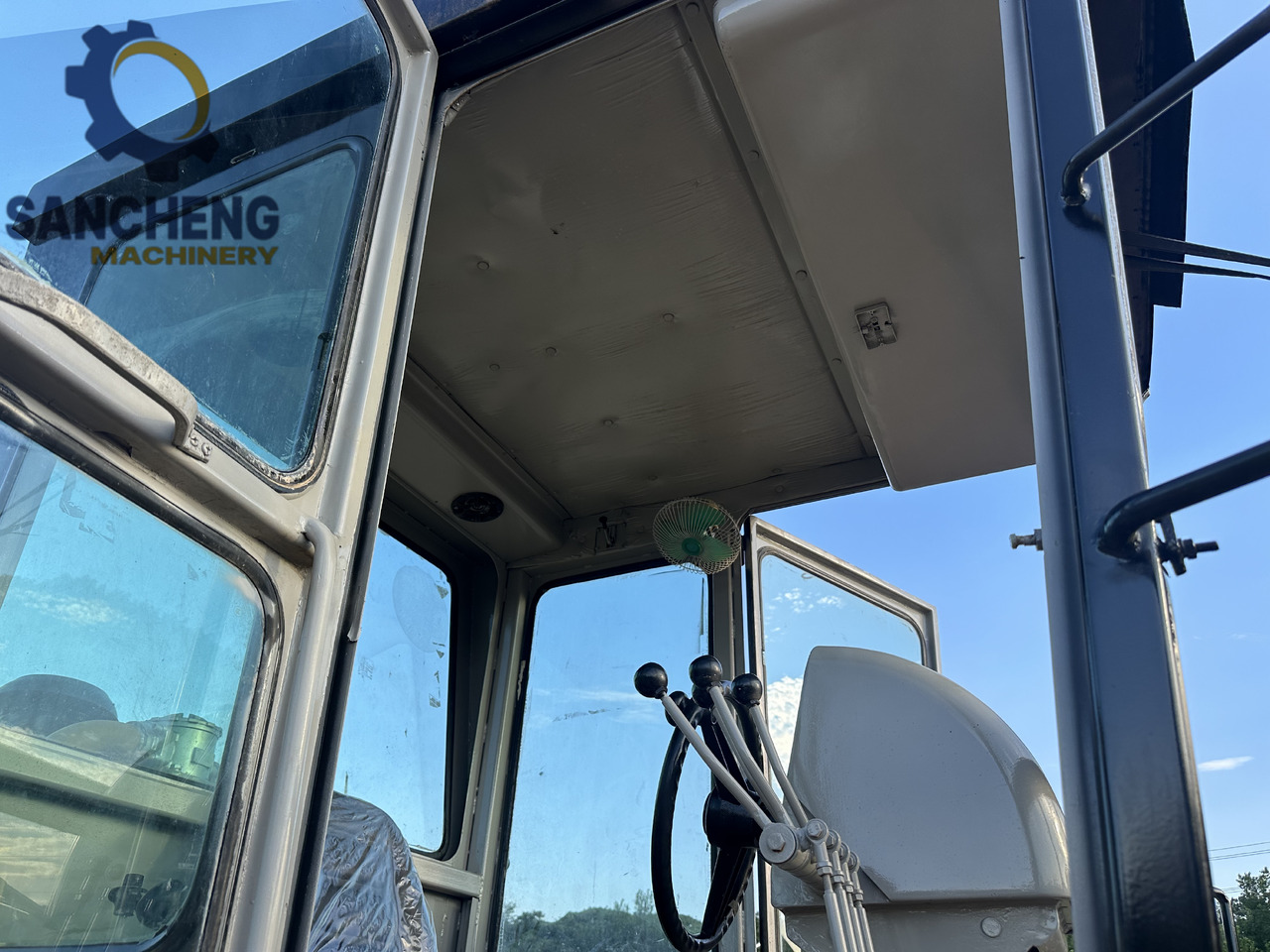 Grader CATERPILLAR 140K motor grader: foto 7