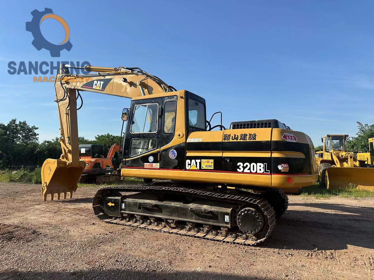 CATERPILLAR 320BL - Escavatore cingolato: foto 1 CATERPILLAR 320BL - Escavatore cingolato: foto 1